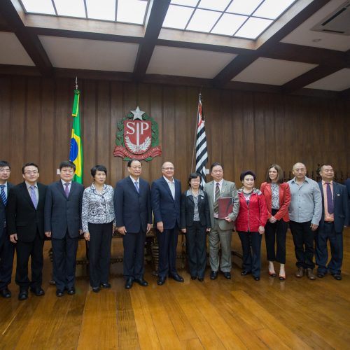 Reunião para Construção de Hospital Chinês em São Paulo