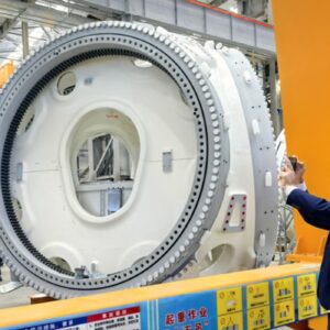 Gigante asiática escolhe o Brasil para erguer megafábrica de baterias de R$ 100 milhões